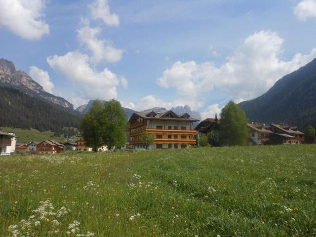 Residence Dolomia Pozza di Fassa Exteriér fotografie