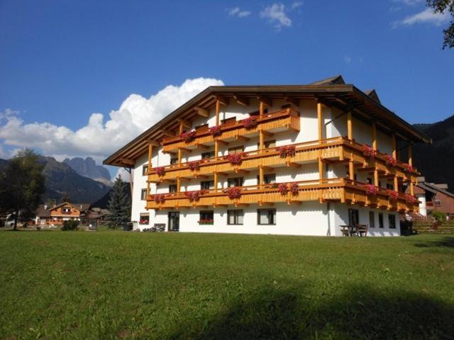 Residence Dolomia Pozza di Fassa Exteriér fotografie